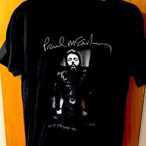 Paul McCartney Wings Era one on one 2017 tour date t-shirt